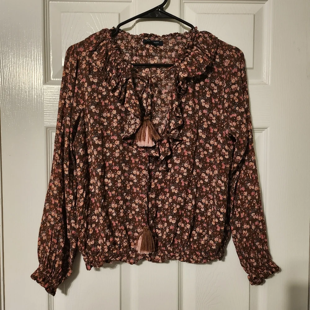 AE Blouse - Picture 1 of 4